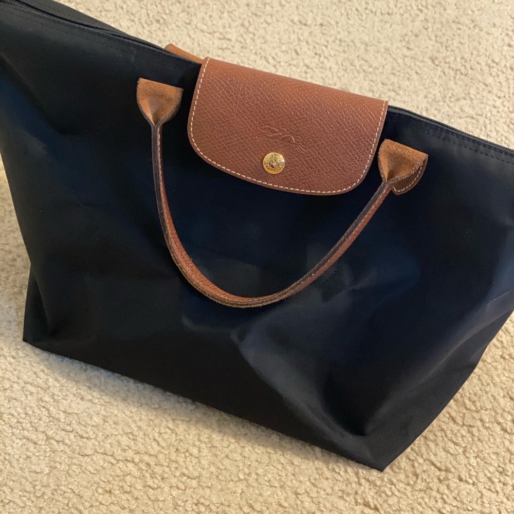 Longchamp Medium ‼️SOLD‼️